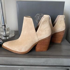 Vince Camuto Gigietta Booties